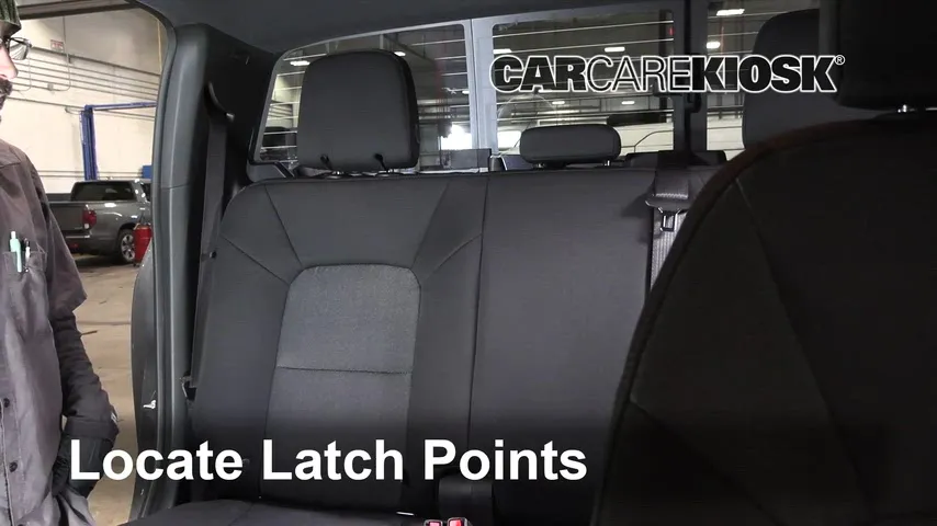 2024 Chevrolet Colorado Trail Boss 2.7L 4 Cyl. Turbo Car Seats